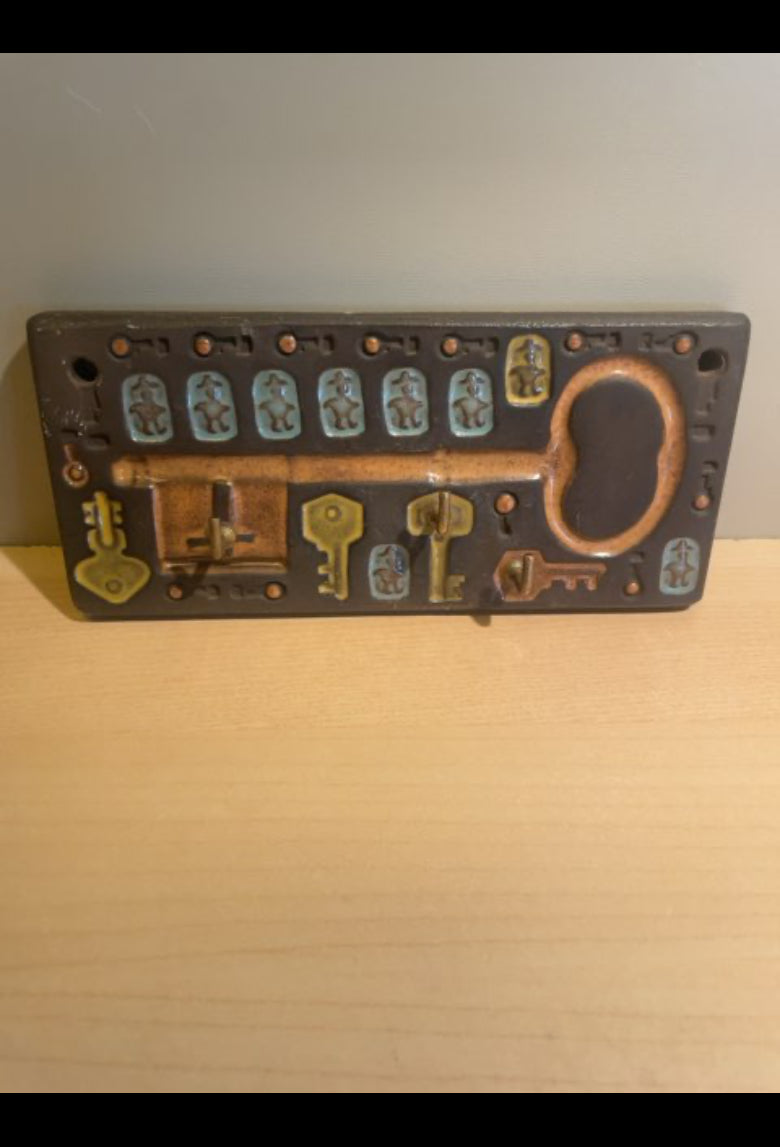 Nøglebrædt. Ole Berg Keramik